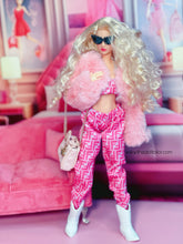 Load image into Gallery viewer, Pink sweatpants for Barbie dolls ￼
