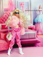 Load image into Gallery viewer, Pink sweatpants for Barbie dolls ￼
