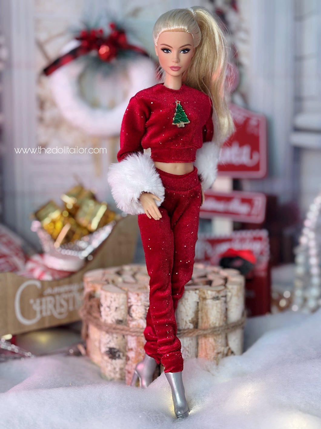 Red velvet pants and sweater with green Christmas tree for barbie dolls