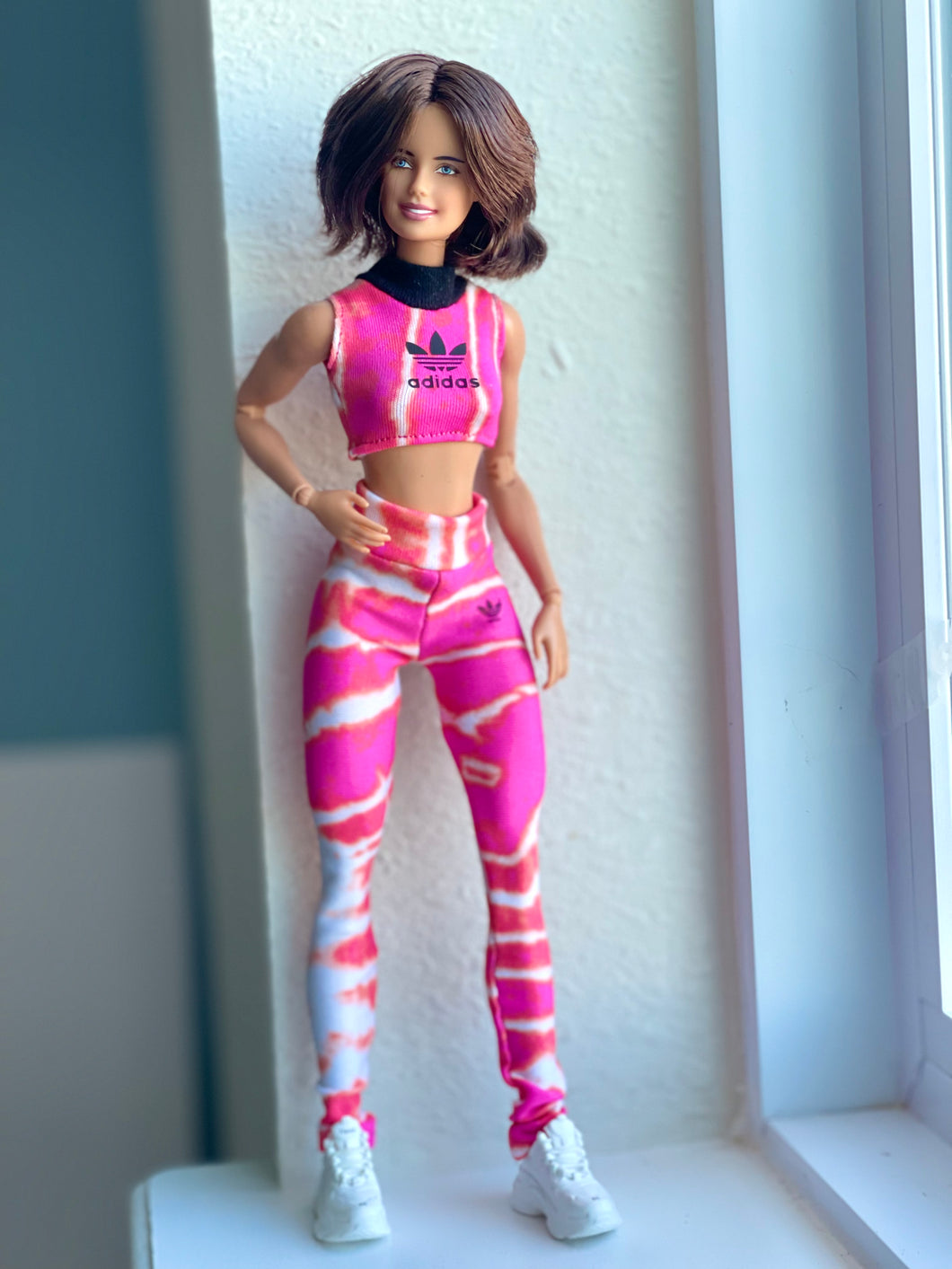 Tie dye yoga pants and crop top for fashion dolls