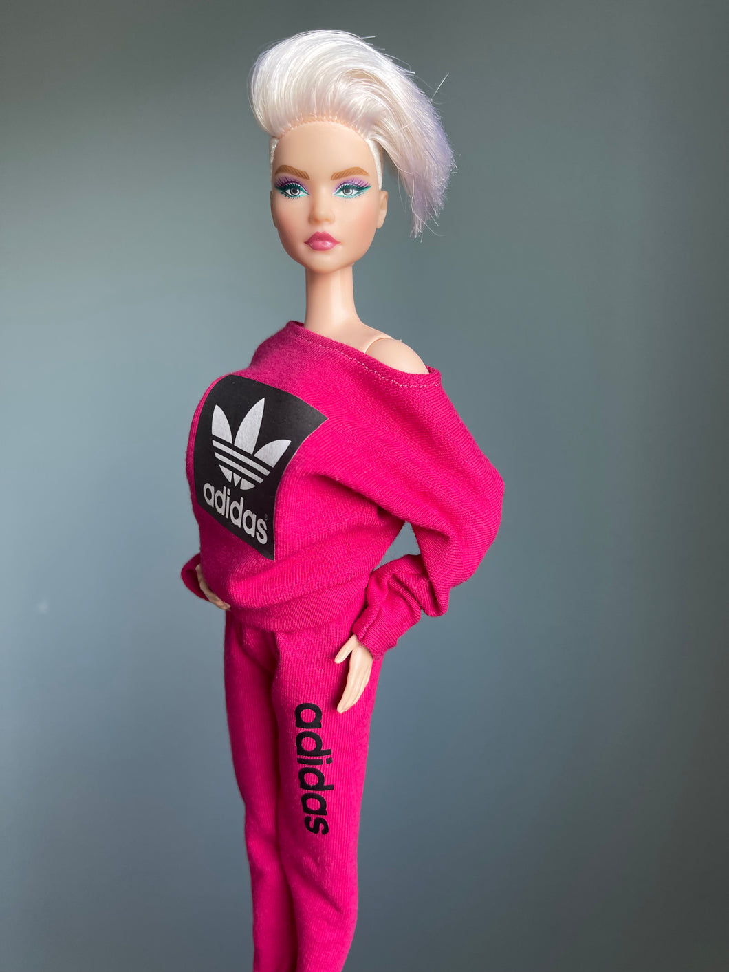 Pink tracksuit for Barbie Hot Pink sweatshirt and Sweatpants