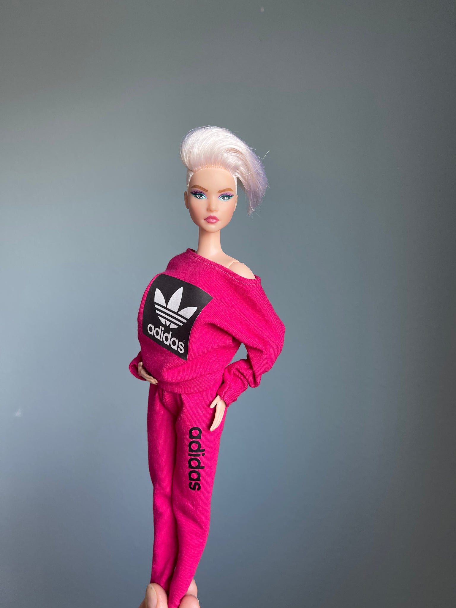 Pink tracksuit for Barbie Hot Pink sweatshirt and Sweatpants The