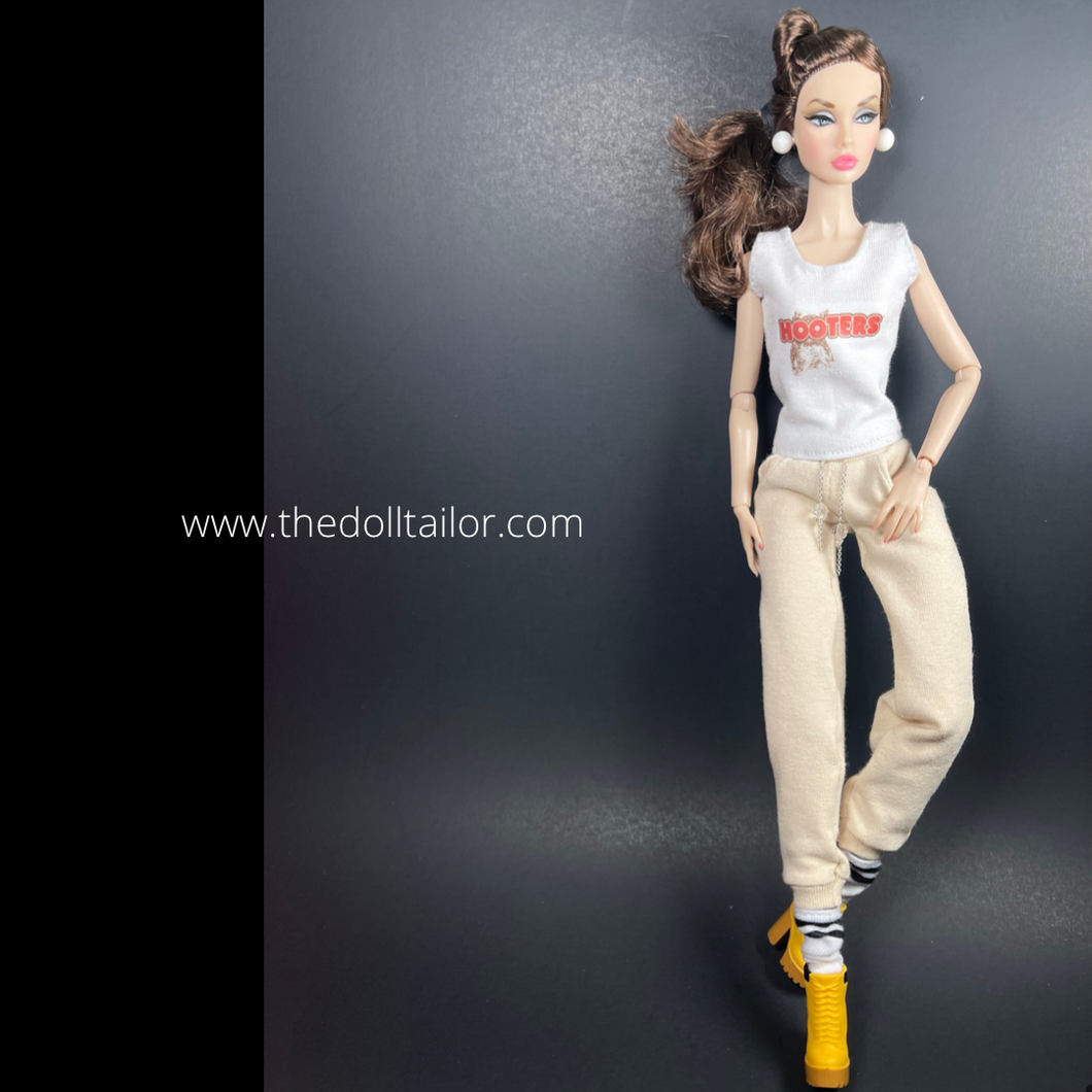 White t shirt for Barbie dolls with pink logo – The Doll Tailor