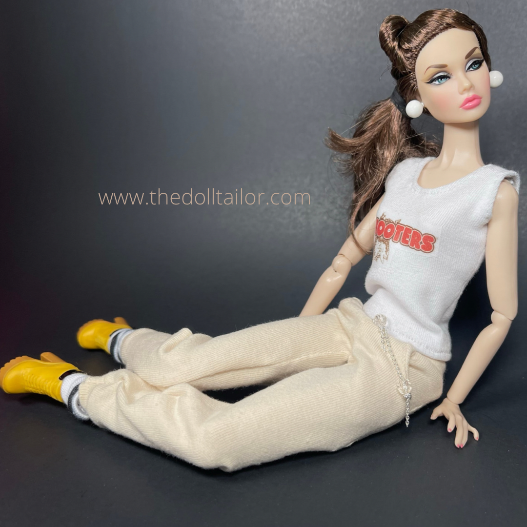 White t shirt for Barbie doll with logo – The Doll Tailor