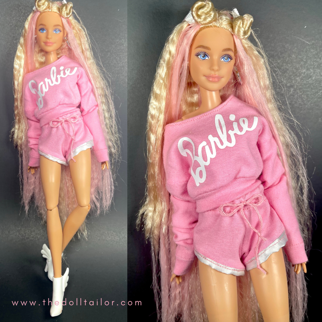 Pink sweater and shorts for barbie dolls – The Doll Tailor