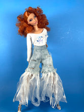 Load image into Gallery viewer, Jeans with fringe with fashion dolls
